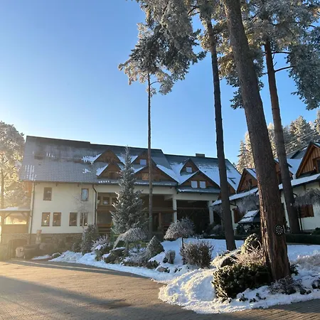 Slanicky Dvor Pensión 3*