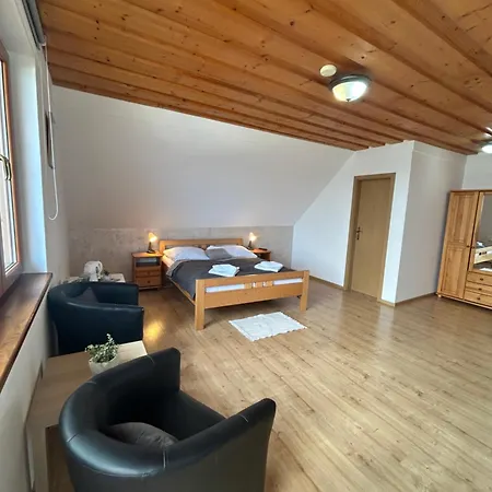 Slanicky Dvor Maison d'hôtes 3*